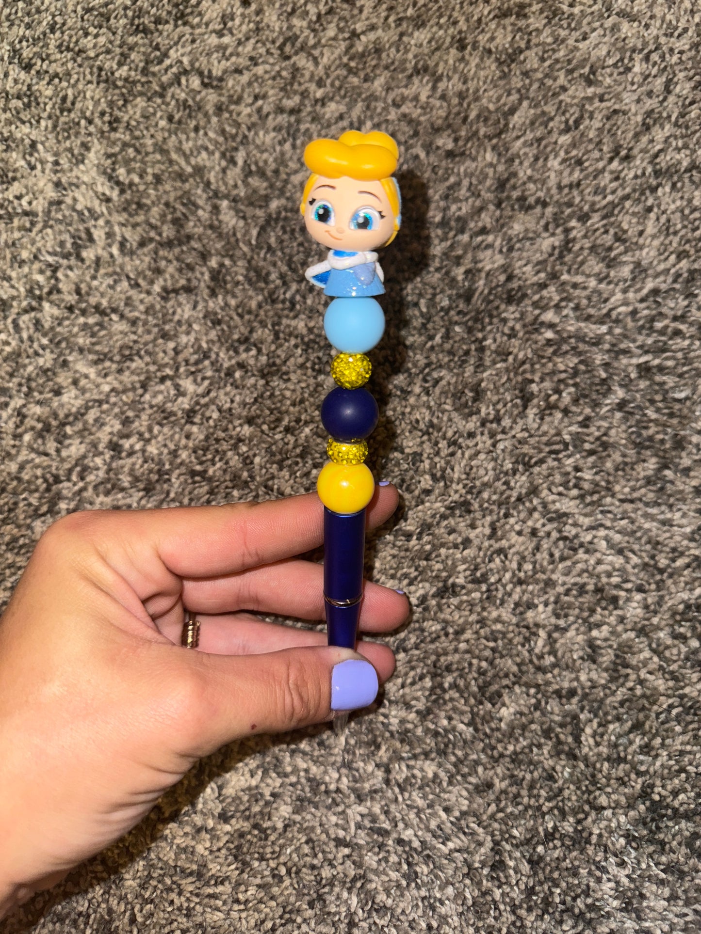 Doorable pens