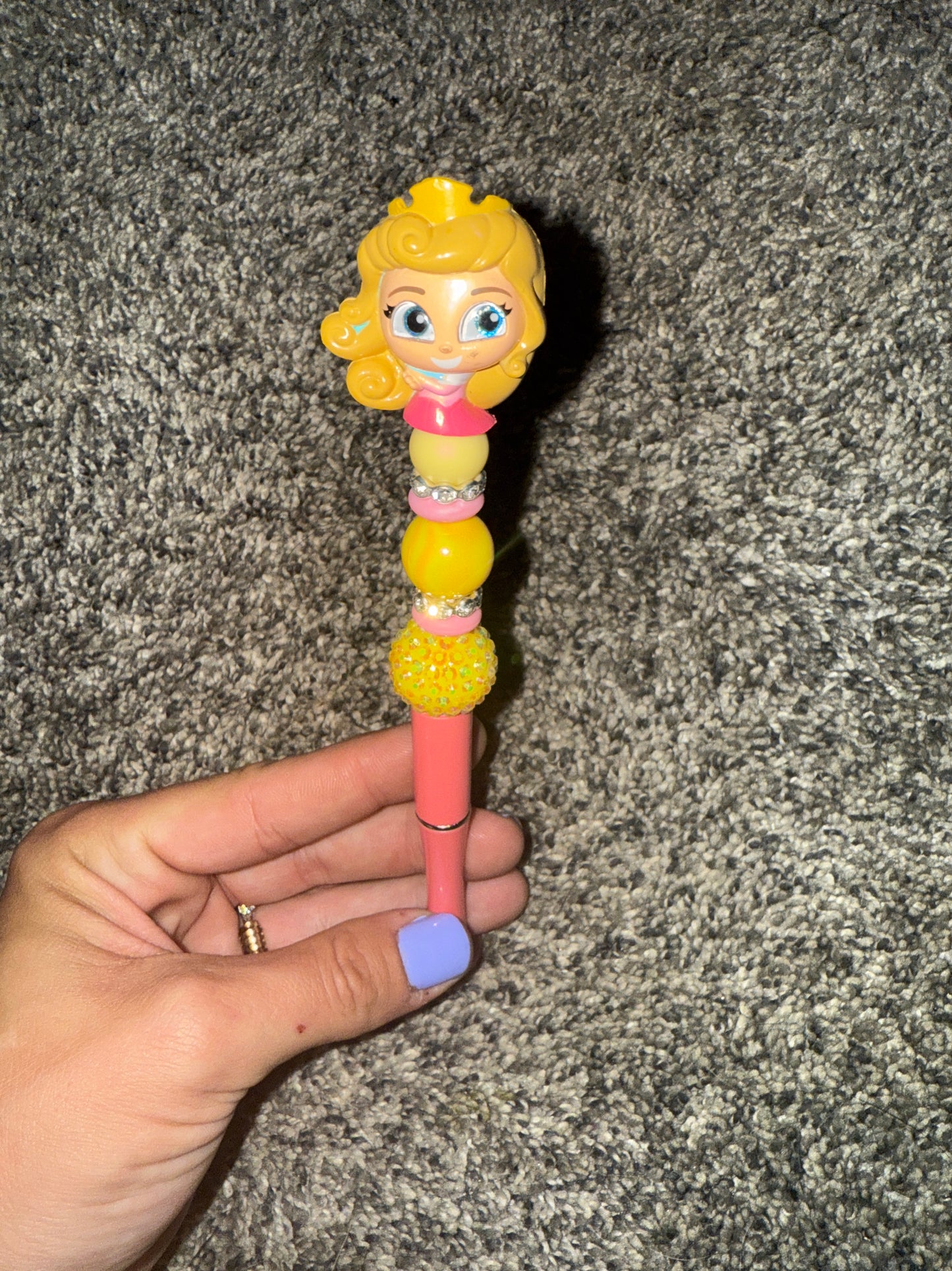 Doorable pens
