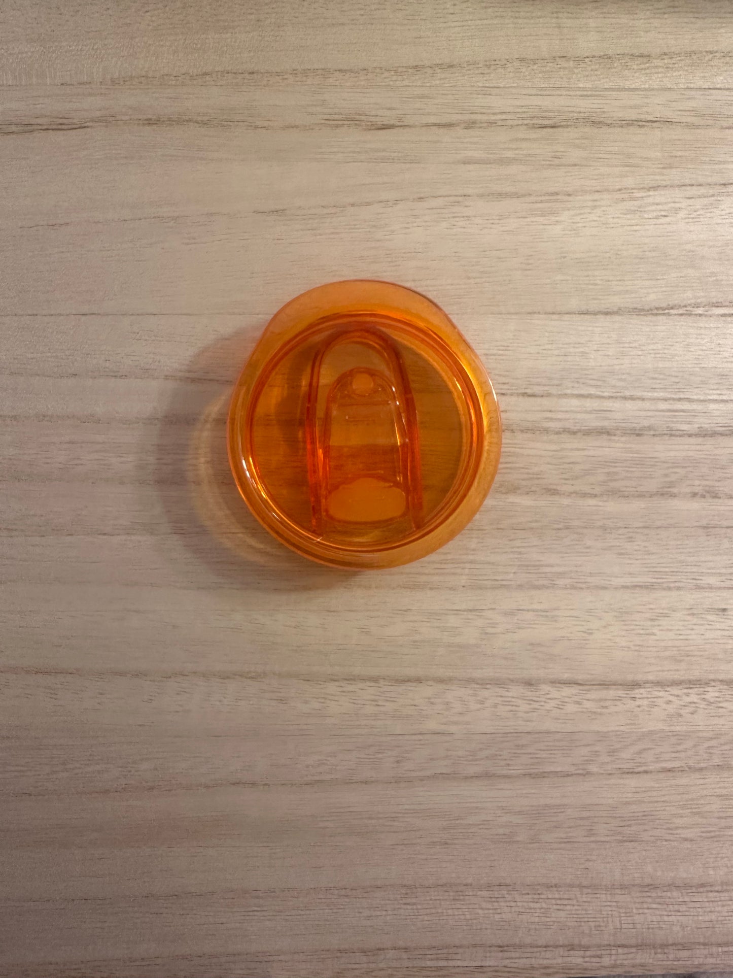 Colored lid